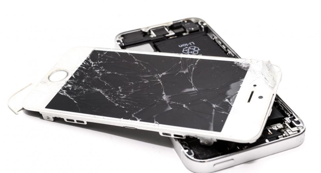 ¿Qué hacer antes de llevar a reparar tu celular?