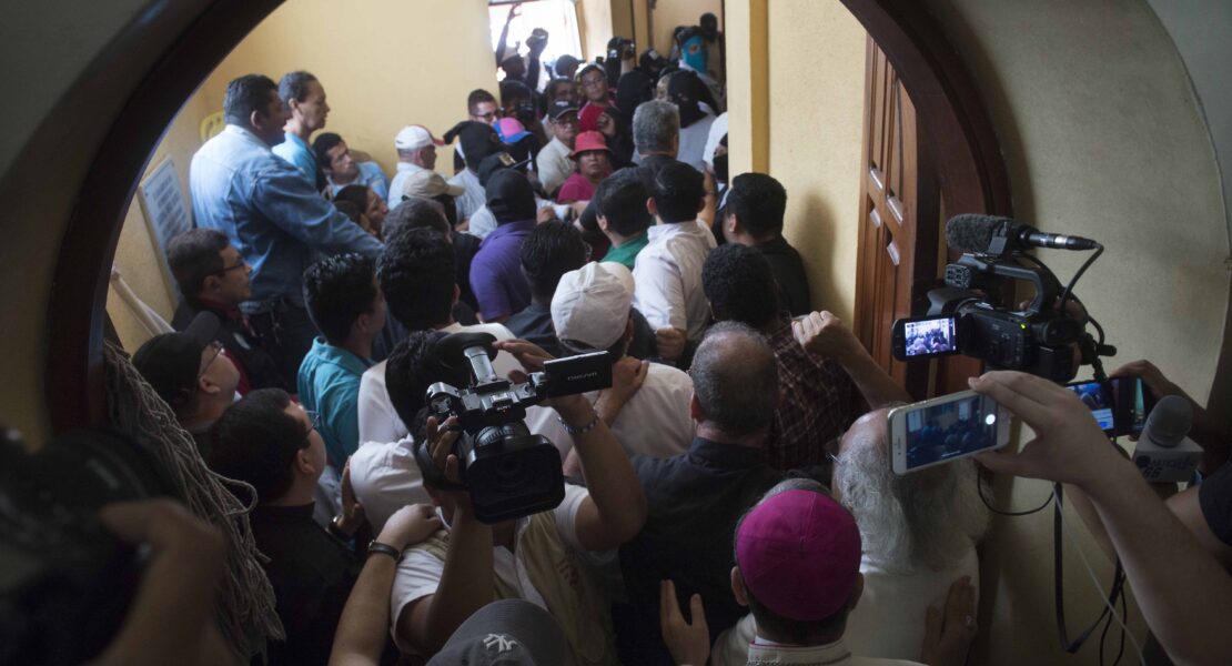 Ni los obispos se escaparon de la represión de Ortega