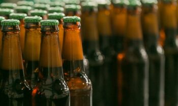 Cervecería promueve los envases retornables para fomentar el reciclaje