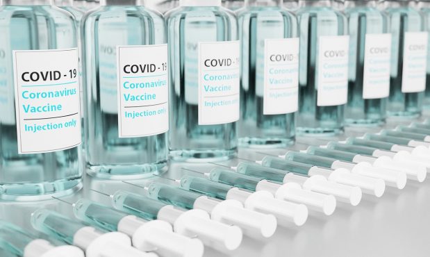¿Cómo distribuir equitativamente las vacunas para frenar la Covid?