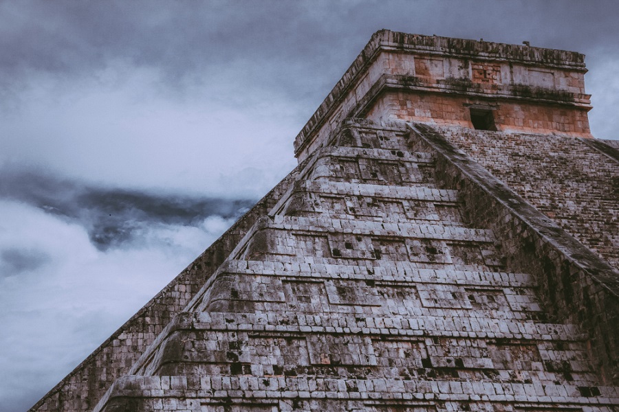 Los mayas nos enseñaron el camino hacia el desarrollo pero no lo seguimos